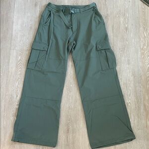 Outdoor Voices Rectrek pants in Laurel wreath